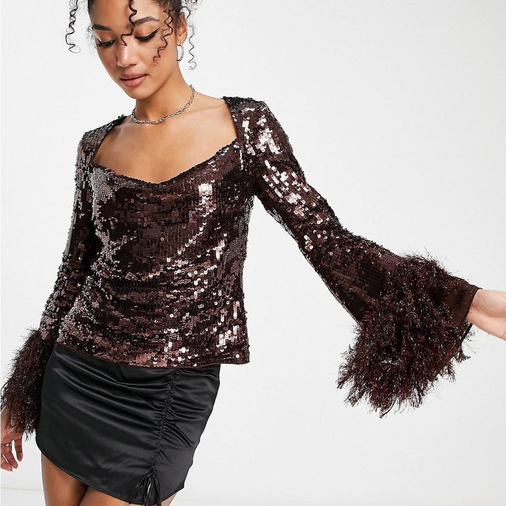 ASOS DESIGN SEQUIN AND FAUX FEATHER TOP SIZE 8
